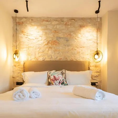 Paradise Wait Sophia * Areopoli