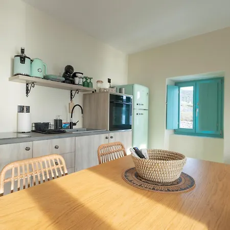 Paradise Wait Sophia Areopoli