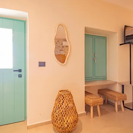 Paradise Wait Sophia