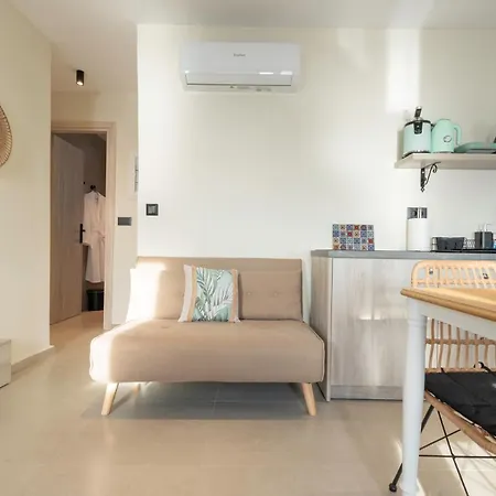 Paradise Wait Sophia *