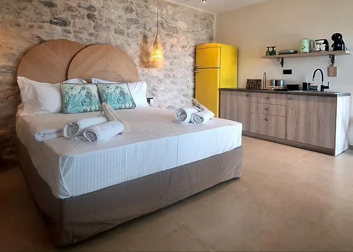 Paradise Wait Sophia *