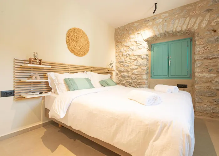 Paradise Wait Sophia Αρεόπολις