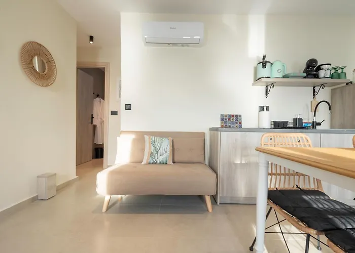 Paradise Wait Sophia *