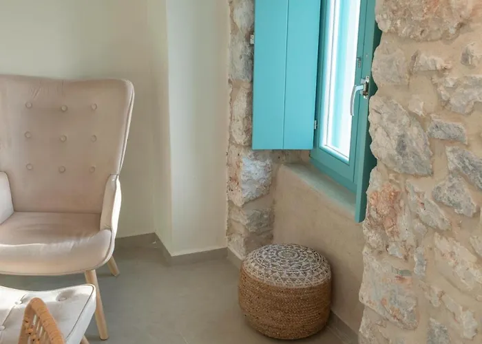 Paradise Wait Sophia