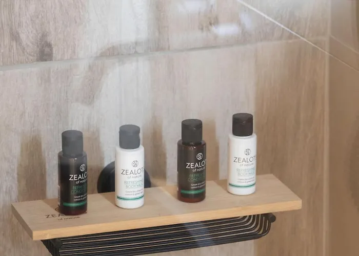 Paradise Wait Sophia Αρεόπολις